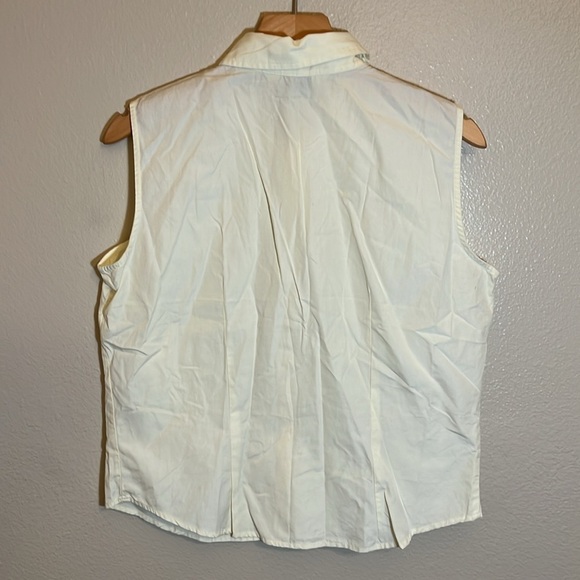 Eddie Bauer Light Yellow Sleeveless Button Down Shirt - Picture 8 of 10